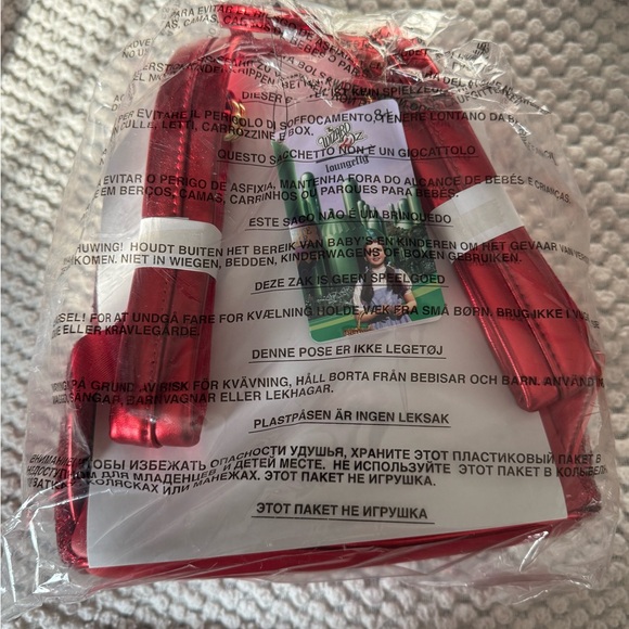 Loungefly Wizard Of Oz Dorothy Ruby Red Sequin Mini Backpack - Picture 2 of 2